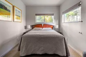Earthworks Art House - Image 3