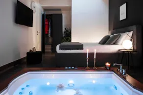 Luxury Floor Jacuzzi Attic - By Design Club - Image 3