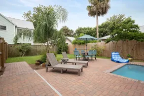 Southern Charmer w/ Pool and Stellar Location-Walk to Everything Downtown!  - Image 4