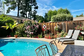 Modern 4bd Getaway In Downtown MV With Pool! - Image 2