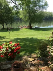 Blacksburg home on New River - Image 4