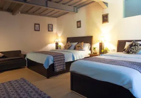 Cathyhomes dago 12 room for 15-30org entire villa - Image 5