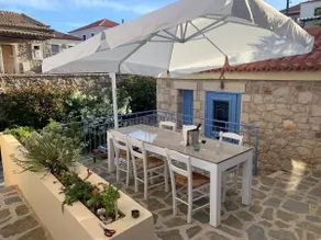 An olive tree, a Lemon tree and a house - Image 5