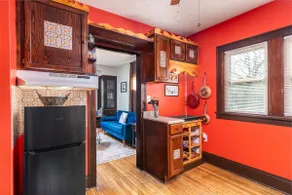 Fragile Suite at Tremont GuestHouse - Image 5