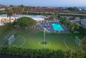 Anthea, villa with pool and soccer field - Image 3