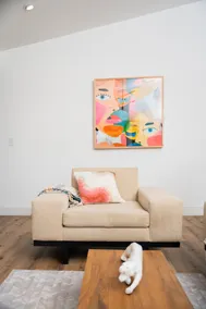 Designer Home Central to Sacramento - Image 5