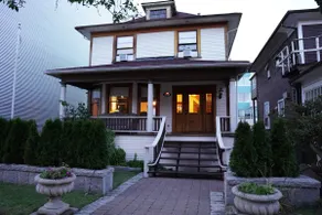 Bright and Spacious, Perfect Location - Image 3