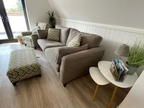 Swan View, Oulton Broad - Image 2