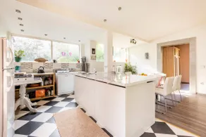 FAMILY COTTAGE - Image 2