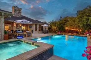 Live Oak Lodge - Image 2