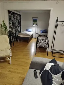 Lakeside apartment - Image 3