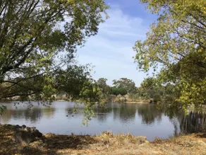 Cottage by the Lake - Image 5