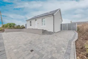 5 Bed cottage with Hot tub - Image 2