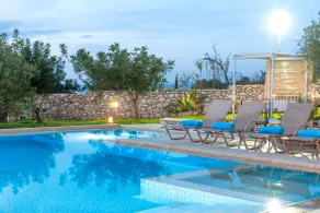 Cretan Lux Villa Heated Pool - Image 5