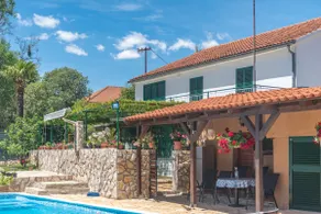 Vacation home with pool in Sibenik countryside - Image 3