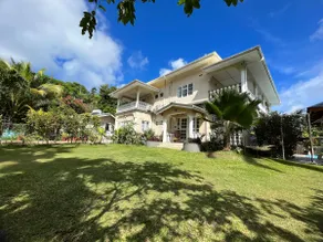 Royal Bay Villa and Apartment - Image 2