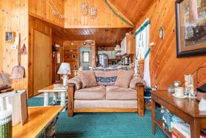 Adirondack Timberwolf Cabin - Image 5