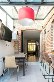 New character apartment, garden, parking space - Image 4
