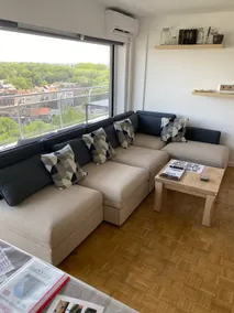 Jacuzzi, cinema, free parking, 6min to city centre - Image 2