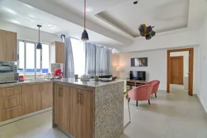 Stylish new luxury APT in downtown SD pool+gym! - Image 2
