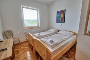 Miklavčič Accommodation – Double Room 5 - Image 4