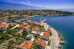 Villa Mir Vami - Heated Pool, Sea Views & Beach 100m I Brač Island - Image 2