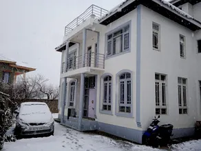 Serene Villa with Glacier view - Image 4