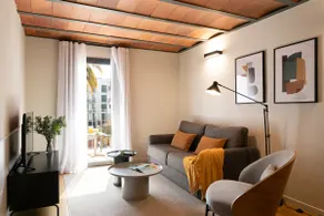 Bright, central, spacious, 2 bedrooms, Balcony, AC - Image 5