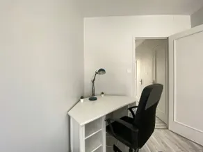T4 - PRES BAS 15 · Cozy, spacious: 3 bedrooms and - Image 5