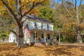 Lovely Laurel Run Cottage, Hocking Hills, Hot Tub - Image 5
