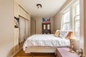 Charming Classic Ladd's/Hawthorne Gem/Sleeps 4 - Image 2
