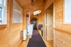 Peaceful log cabin nr Ross-on-Wye, Herefordshire - Image 4