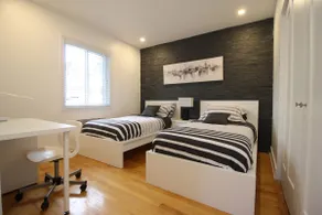 Luxurious - modern decor, Rosemont 3 bedrooms - Image 3
