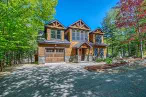 Riverfront Loon Mtn Home - Walk to Ski Lifts - Image 3