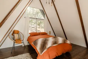 Escape the heat in this cozy A-Frame - Image 5