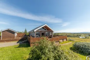Spacious cottage w/ hot tub in the Golden Circle - Image 2