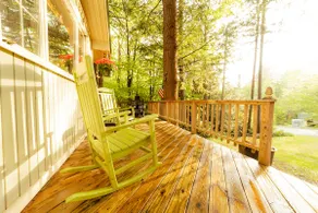 Catskill Chalet: Hunter Mtn Ski Chalet w/Spa - Image 5