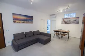 Varazze apartment 10 meters from the sea - Image 3