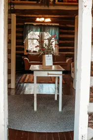 \"Für der alten Zeiten willen\" Log Cabin - Image 5