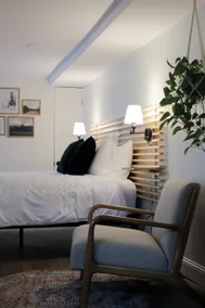 Cute One Bedroom Basement Studio - Image 2