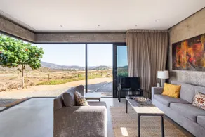 Perfect Stay on Valle Two-Floor Apartment - Image 5