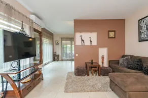 Calm and private ap by Polo Apartments - Image 2