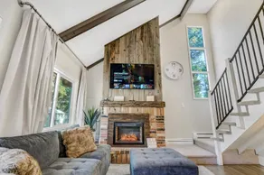 BlackForest *5 acres* CO Farmhouse *HOT TUB* - Image 2