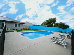 Charming Private Gated Pool Mini Golf House in LA - Image 3