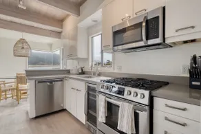 Bolinas Beach Home - Over the water with spectacular views - Image 4