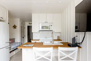 Cute condo Steps to sand w/ priv. bar, yard & deck - Image 4