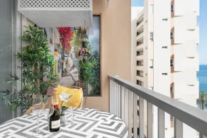 Neptuno 501 Beachfront Stylish Studio with Views - Image 3