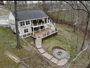 Lakin' Memories- Large Waterfront Home on KY Lake Perfect for Family Gatherings - Image 3