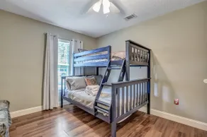 *Huge, Family-Friendly Home. 10-Mins to Downtown* - Image 5