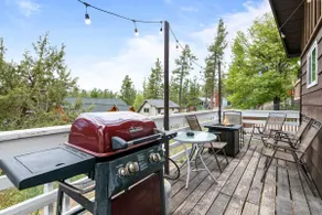 Vista Cottage • Pup Friendly •Spa • Walk to Lake - Image 4
